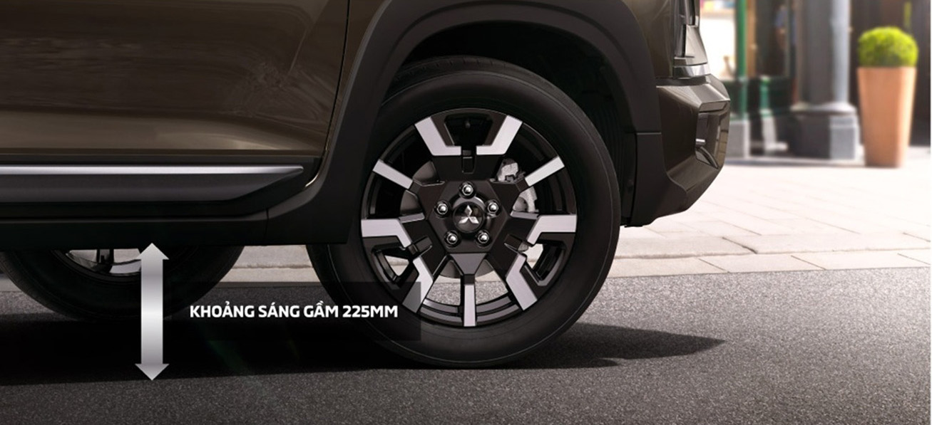 VAN-HANH-XPANDER-CROSS-2025